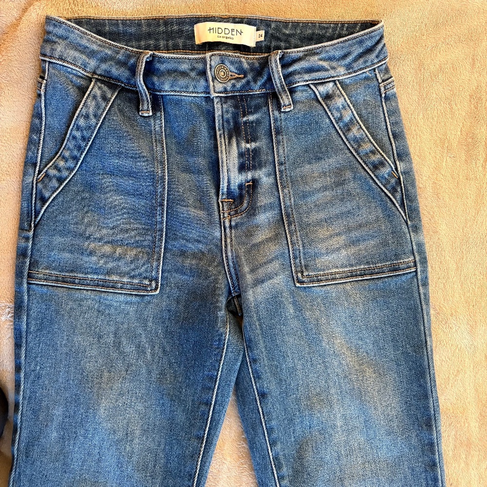 Size 24 Hidden Jeans